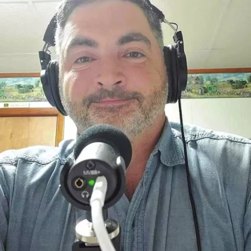 DJ Profile: Leo Lonnie
