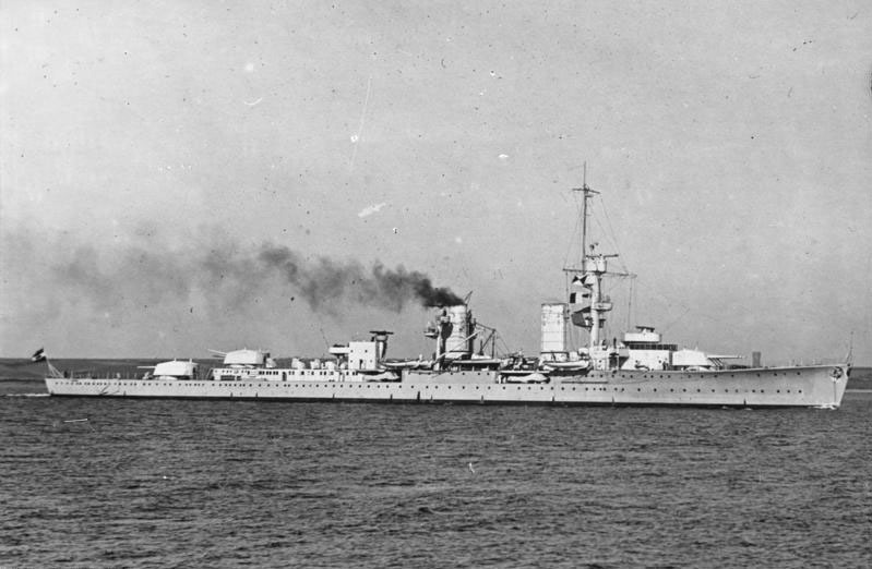 Texas Liederkrantzes Join the German Navy